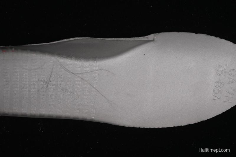 Nike Air Force 1 '07 Low Casual Sneakers with Full-Length Air Cushion - FJ4146-002