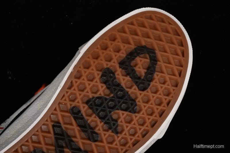 Vans Classics Knu Skool Retro Sneakers with Embroidered Graffiti Design and Thick Tongue - VN000CS00ZB