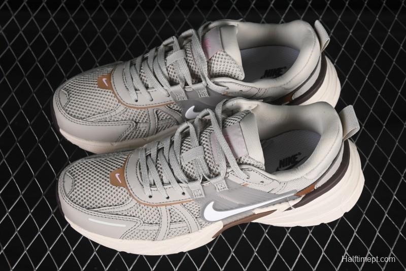 Nike Runtekk Run Retro Low-Top Running Shoes with Cushlon Midsole and Anti-Slip Design - FN0738-107