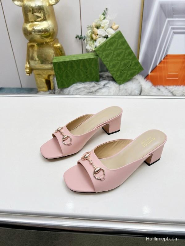 2025 Women Gucci Pink Leather Block Heel Mules MJ00180