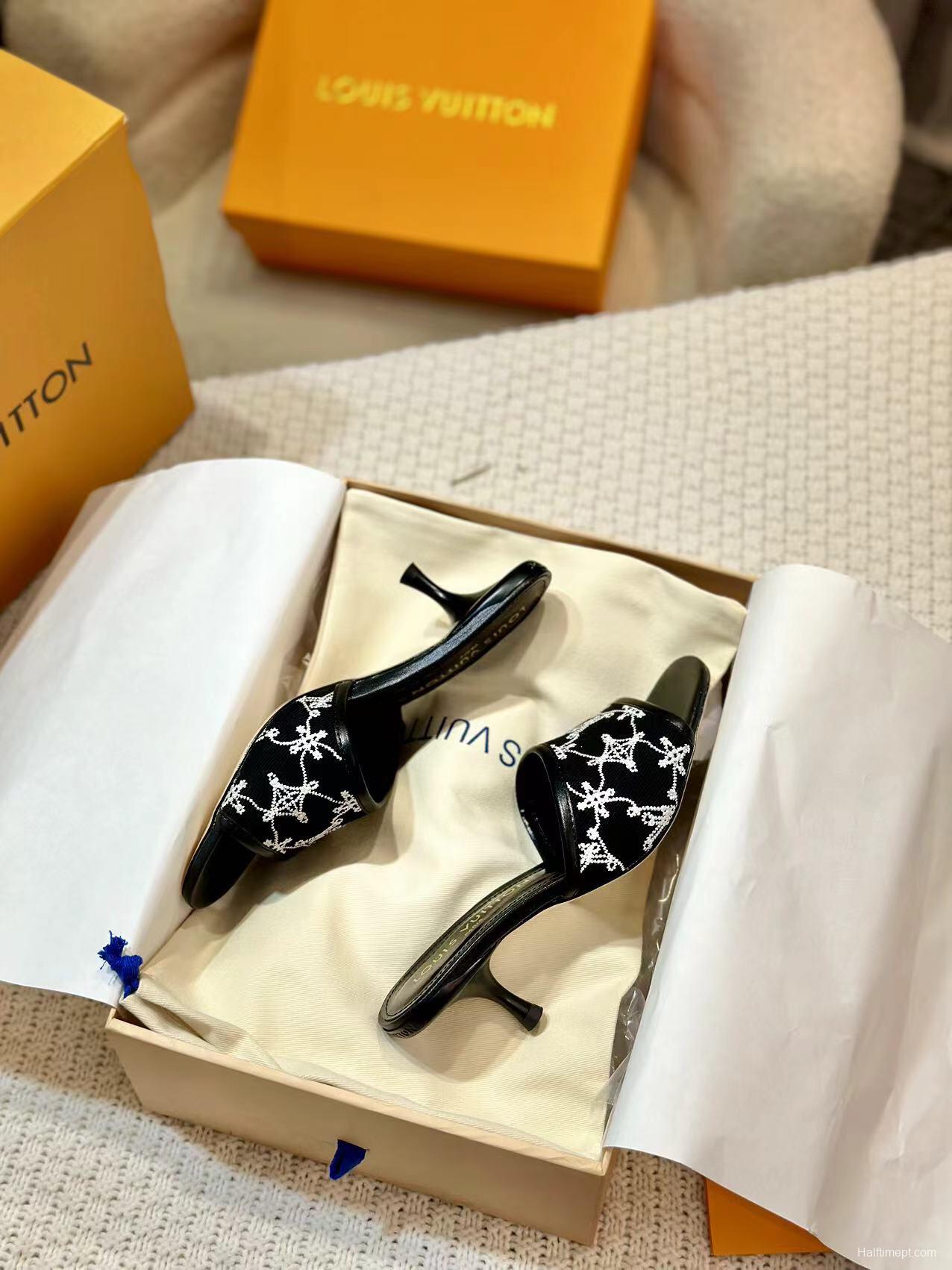 2025 Women Louis Vuitton Black White Embroidered Leather Heeled Sandals