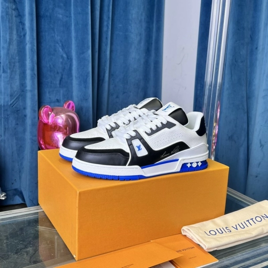 2025 Unisex Louis Vuitton Black White Blue Leather Plimsolls Stitching LV Trainer