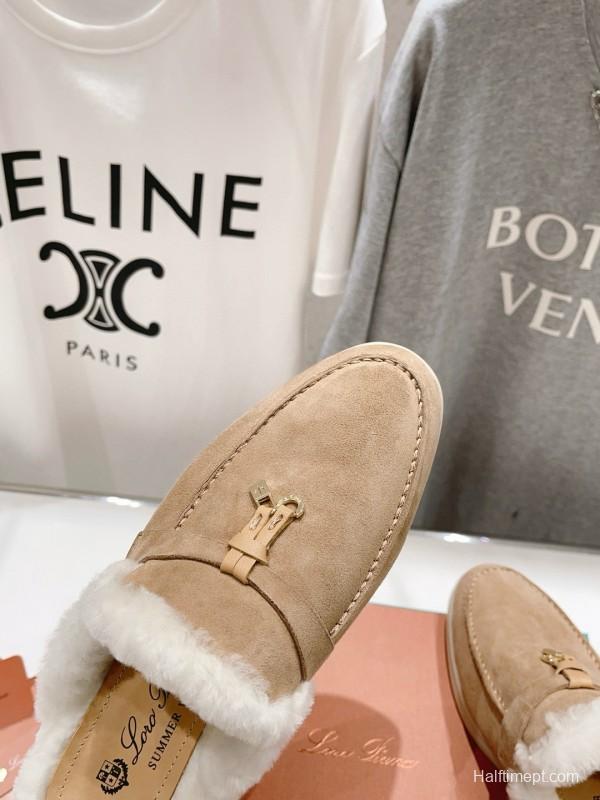 2024 Slippers LP Beige Suede Shearling MJ00310