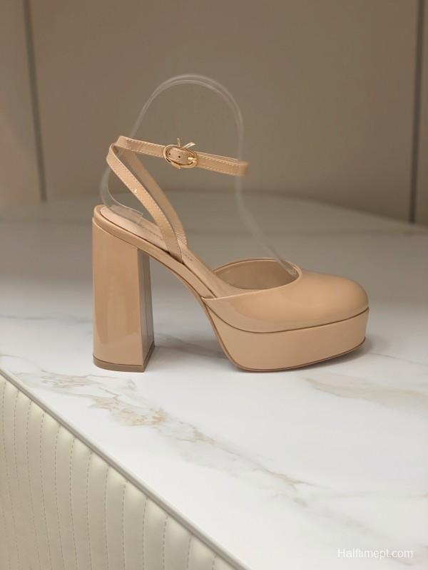 2025 Women Gianvito Rossi Beige Patent Leather Platform Heels KFY00340