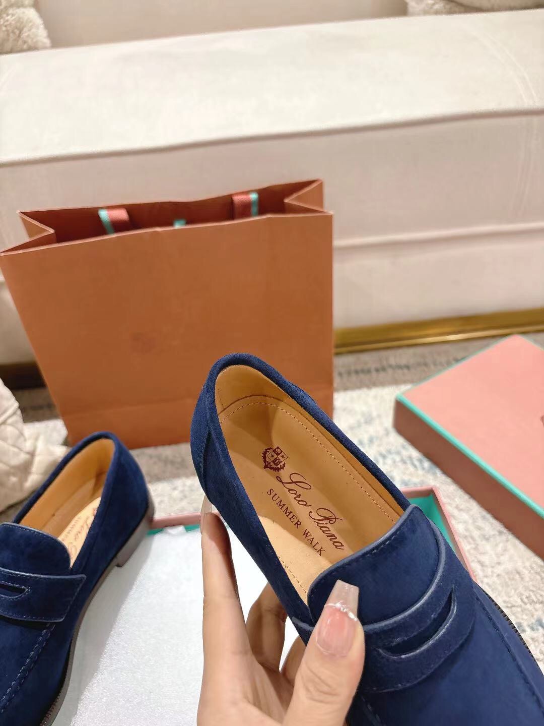 2025 Women LP Navy Suede Loafers LY00320