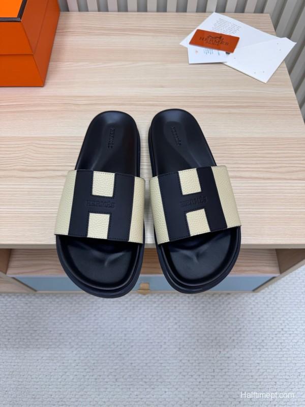2025 Slippers Hermès Black Beige Leather Slides