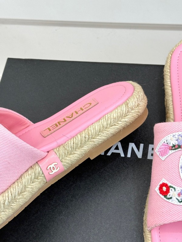 2025 Slippers Chanel Pink Canvas Embroidered KFY00230