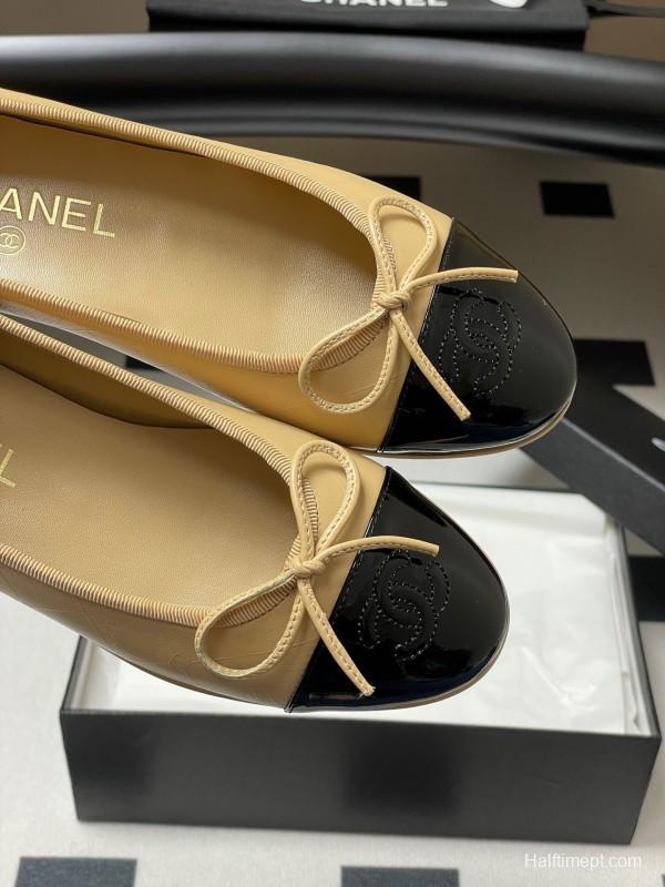 2025 Women Chanel Beige Black Leather Ballet Flat Bow
