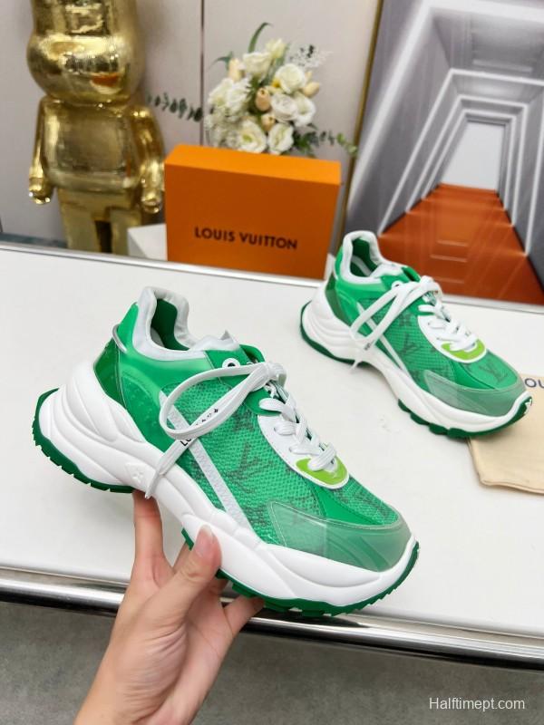 2025 Unisex Louis Vuitton Green White Leather Mesh Rubber Sneakers Monogram LY00340