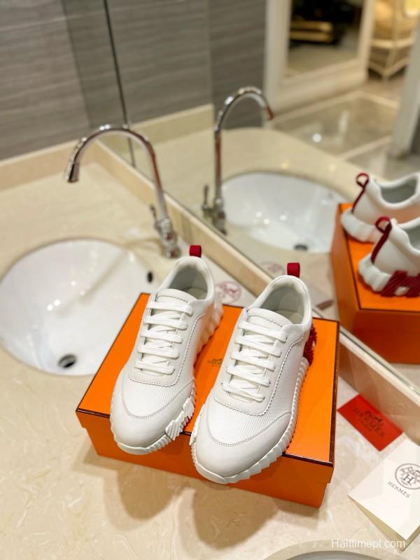2024 Unisex Hermès White Red Silk Sheepskin Sneakers MJ00320