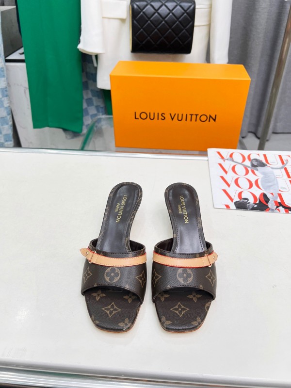 2025 Women Louis Vuitton Brown Leather Sandals