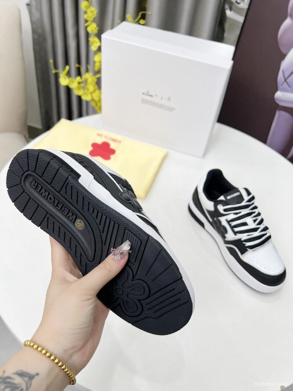 2025 Unisex WEFLOWER Black White Leather Sneakers LY00280