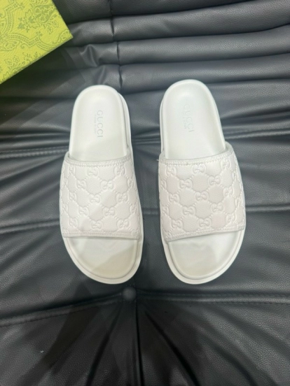 2024 GUCCI White Leather Slippers MJ00200