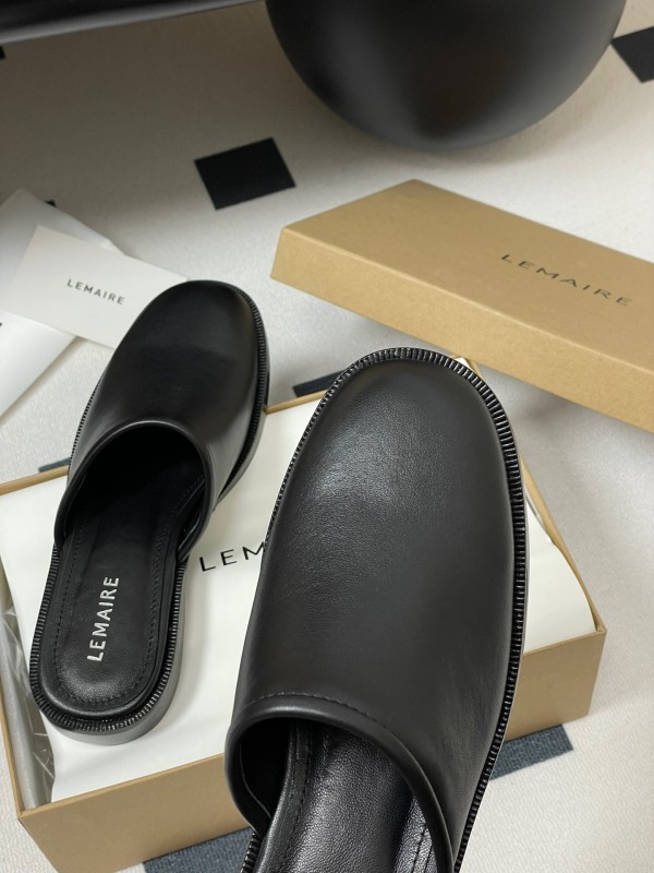 2025 Slippers Lemaire Black Leather Slippers KFY00310