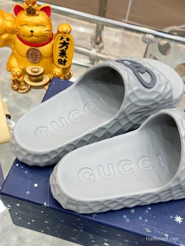 2025 Men Gucci Light Blue Rubber Slippers Interlocking G KFY00170