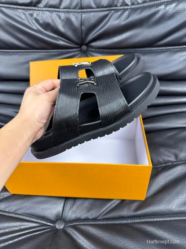 2025 Men Louis Vuitton Black Leather Slippers AS00170