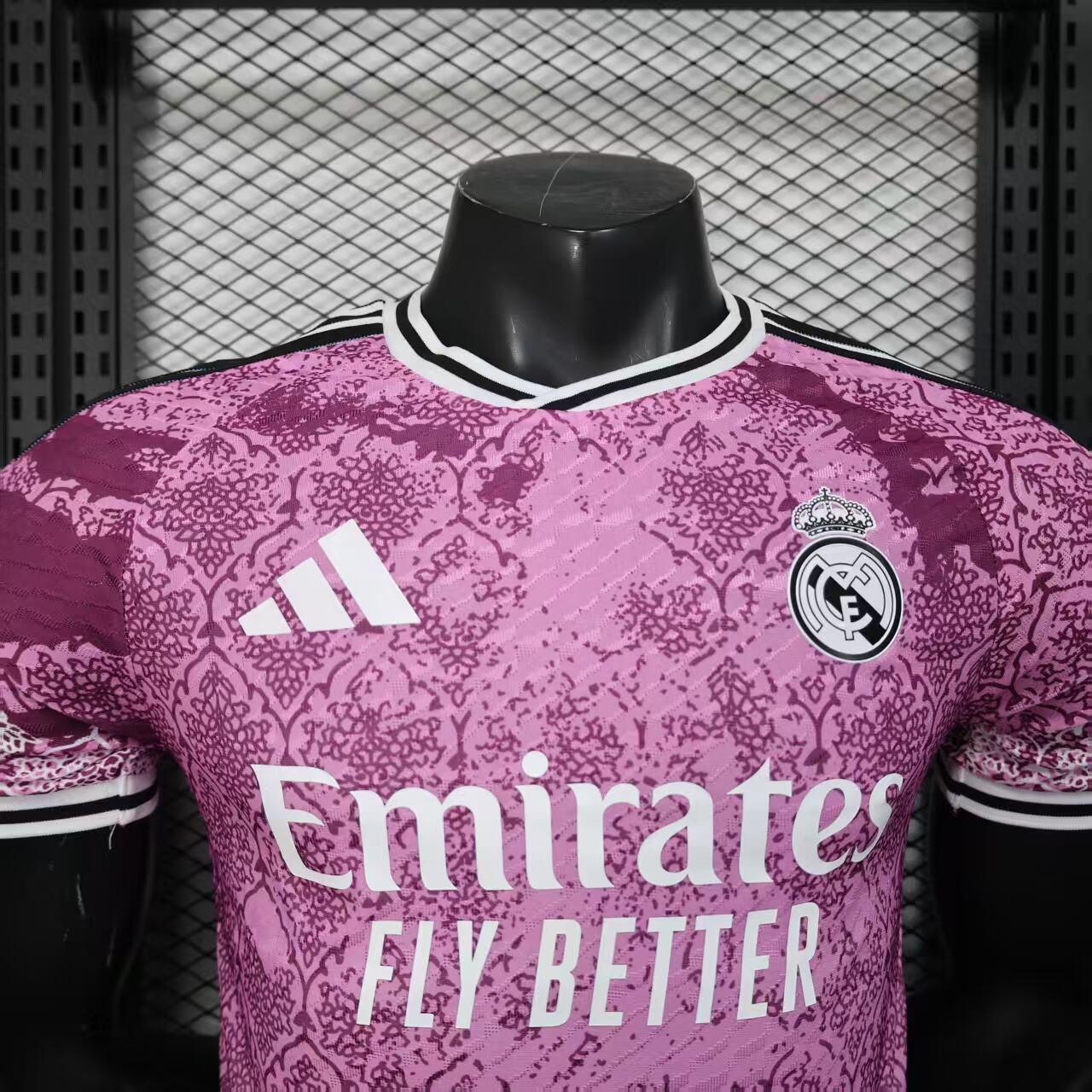 Player Version 25/26 Real Madrid Purple Pre-Match Jersey