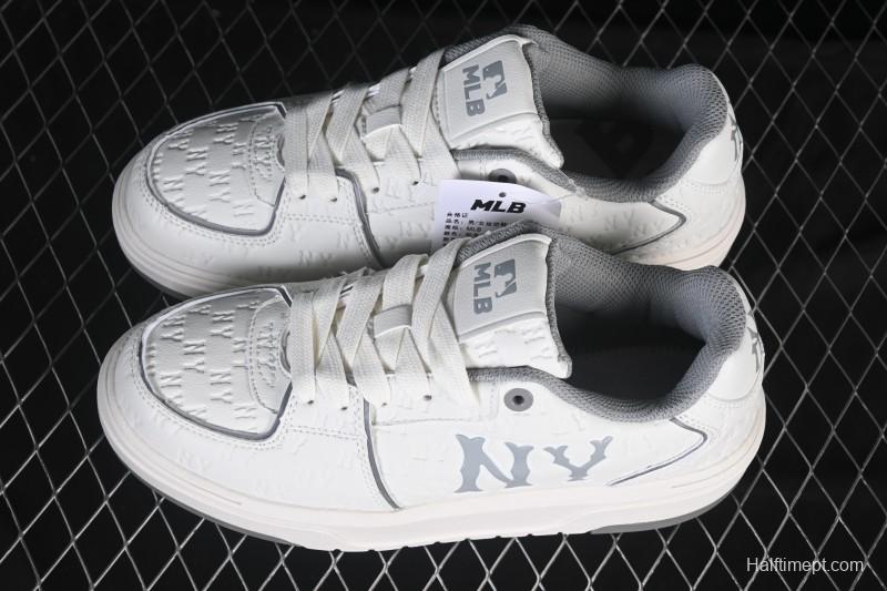 New York Yankees Bigball Chunky Embo Monogram Platform Sneakers - 3ASXE035N50GRS