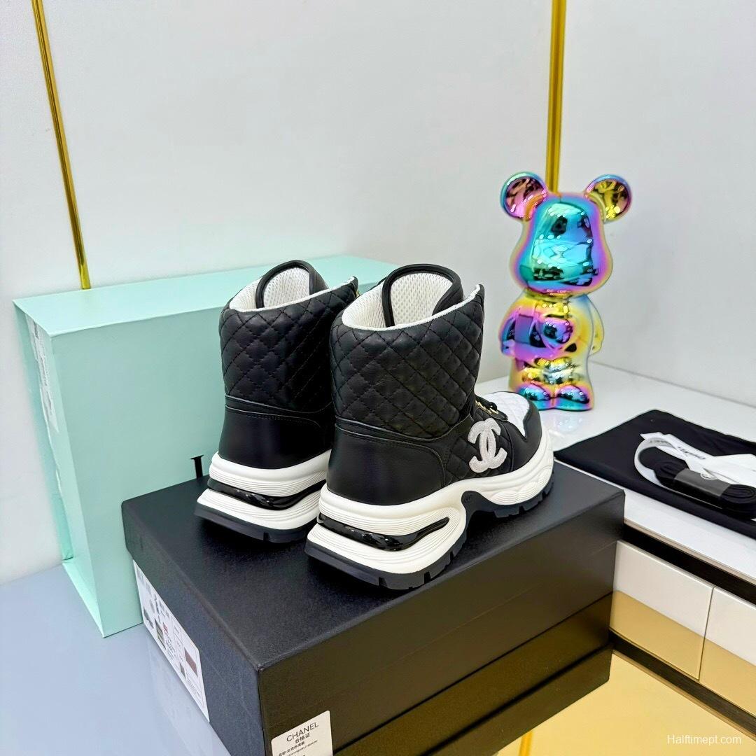 Chanel 2025 SS Short Boots Essential Heavy Duty Autumn Winter Collection - LY00400