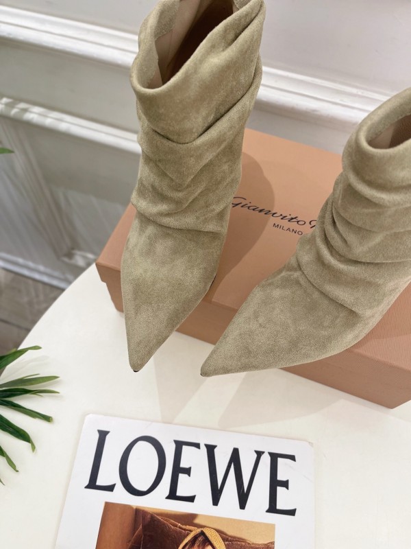 Gianvito Rossi GR Pointed Toe Retro Pleated High Heel Ankle Boots - KFY00340