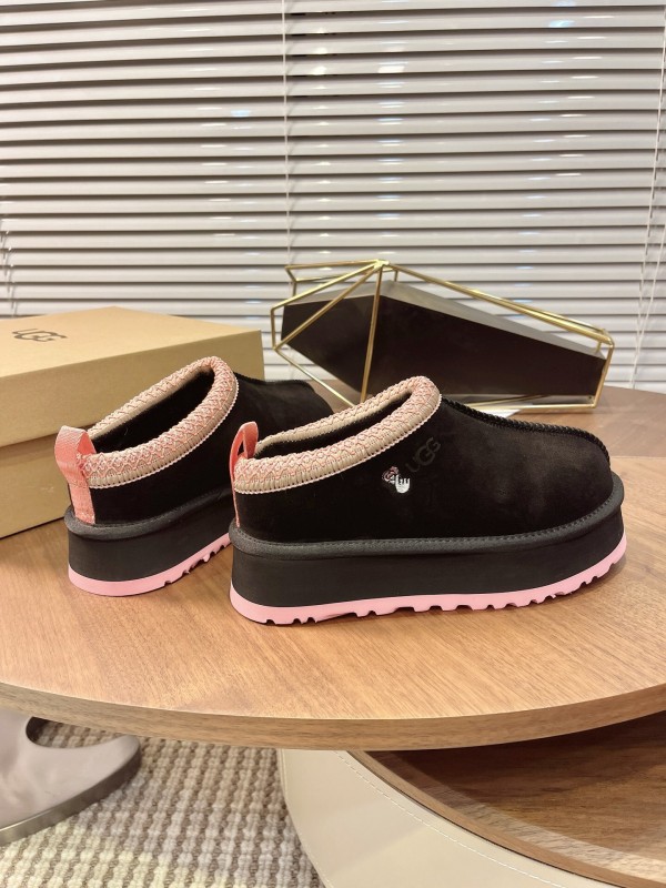UGG Tazz Platform Wool Slipper - MJ00230
