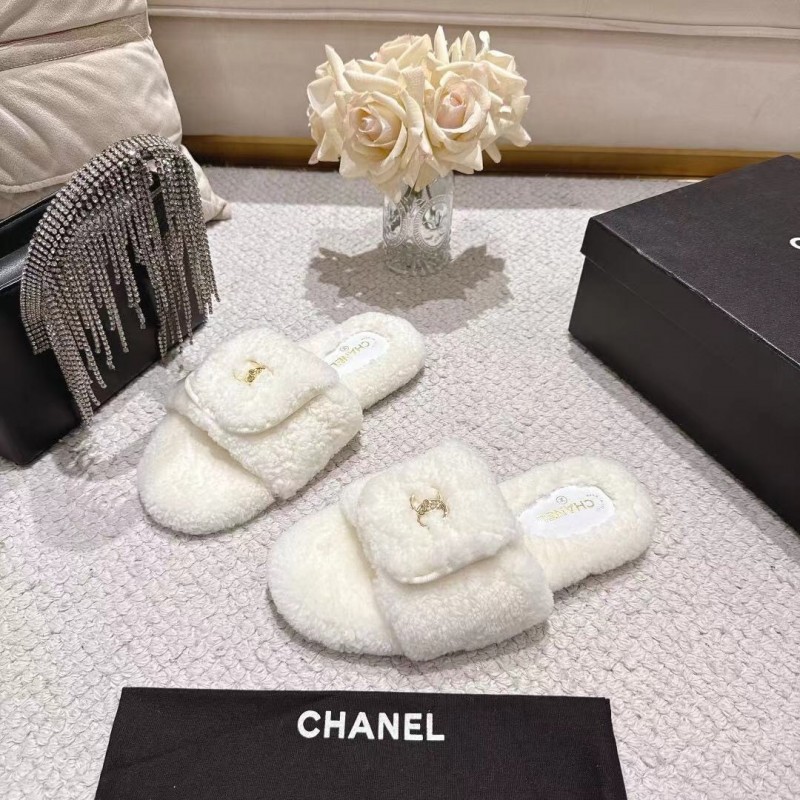 Chanel 2025/SS Lock Buckle Butterfly Slippers - LY00250