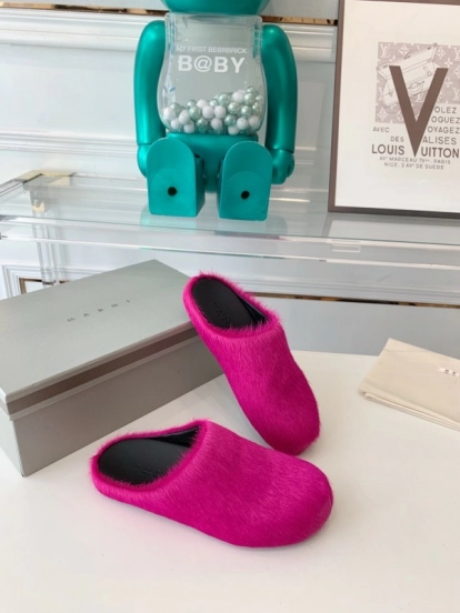 Marni 2025/SS Mule Shoes with Pony Hair Design - LY00