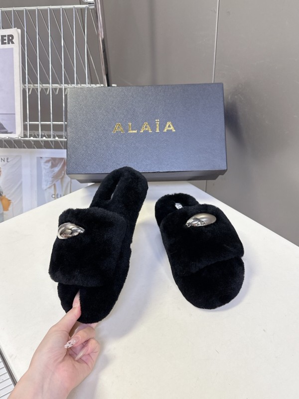 Alaïa Fall/Winter 2025 Fur Slippers - KFY00230