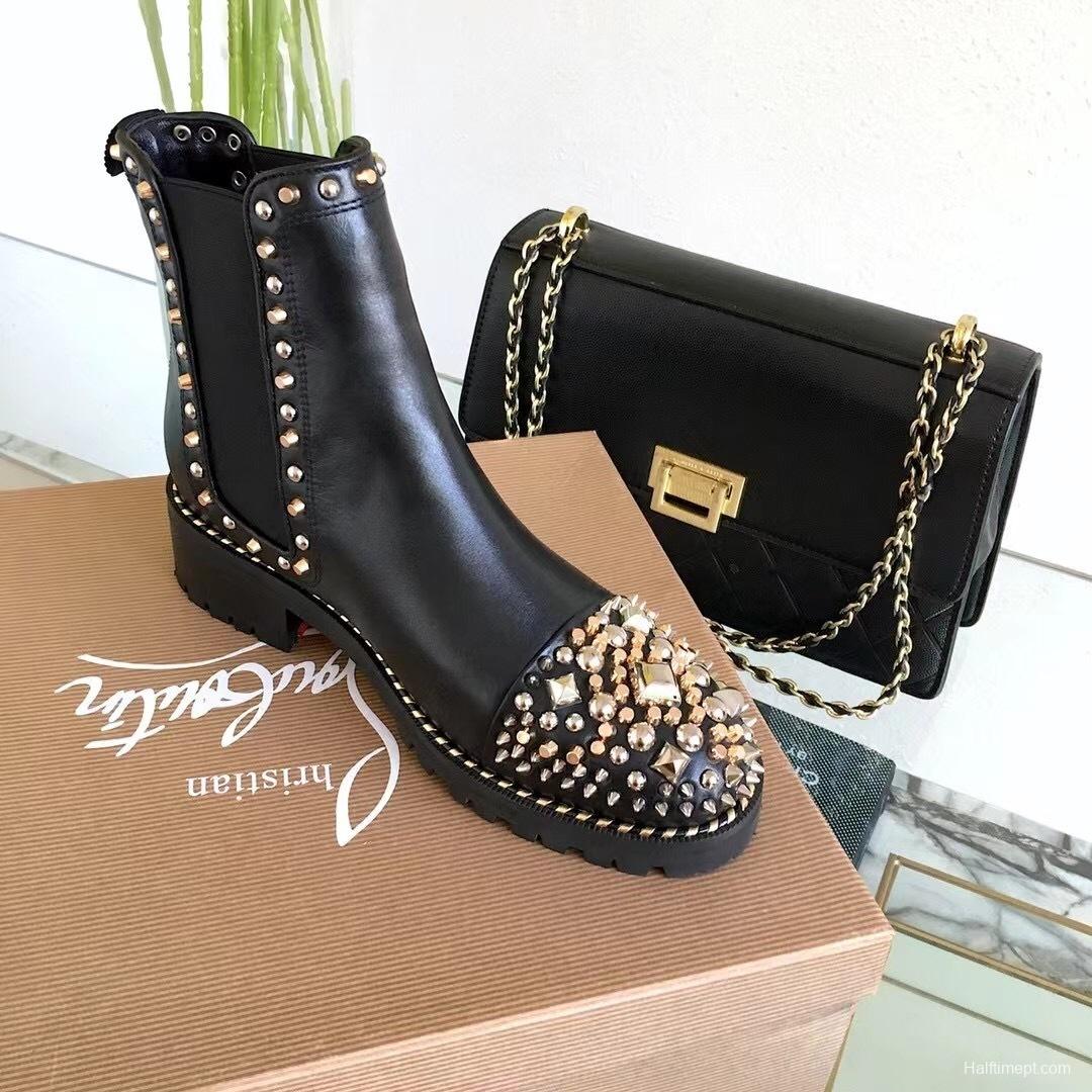 Christian Louboutin Fall/Winter 2025 Classic Ankle Boots with Studded Toe and Dual-Color Sole - LY00350