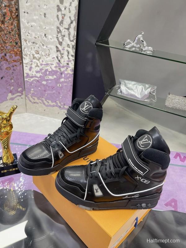 LV Trainer Maxi Sneakers with Multi-Color LED Charging Cable - AS00760