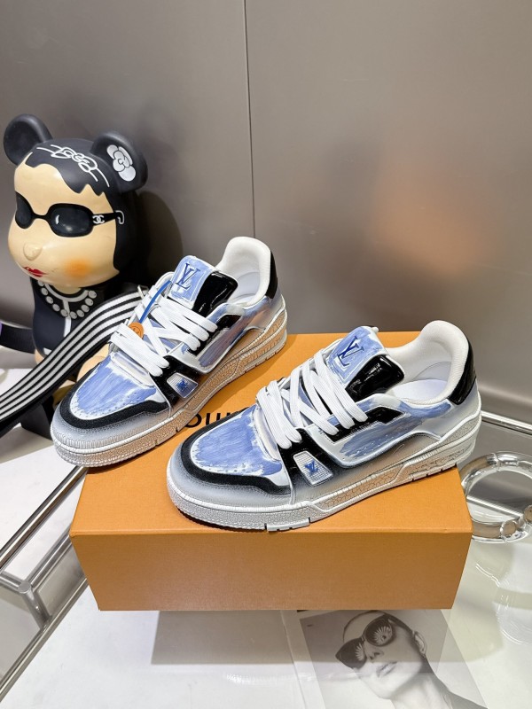 Louis Vuitton Trainer Basketball Series Crackle Glaze Process Sneakers - LY00490