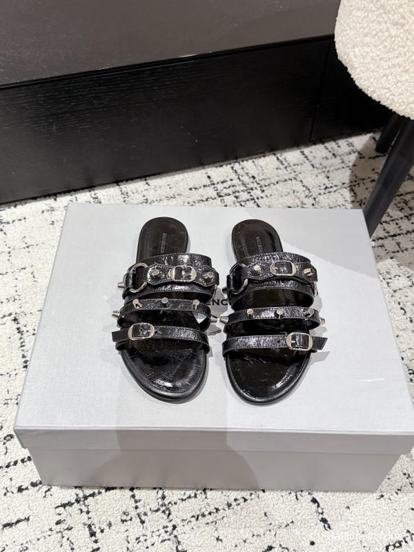 Balenciaga Cagole Metal Studded Sandals Series - KFY00260