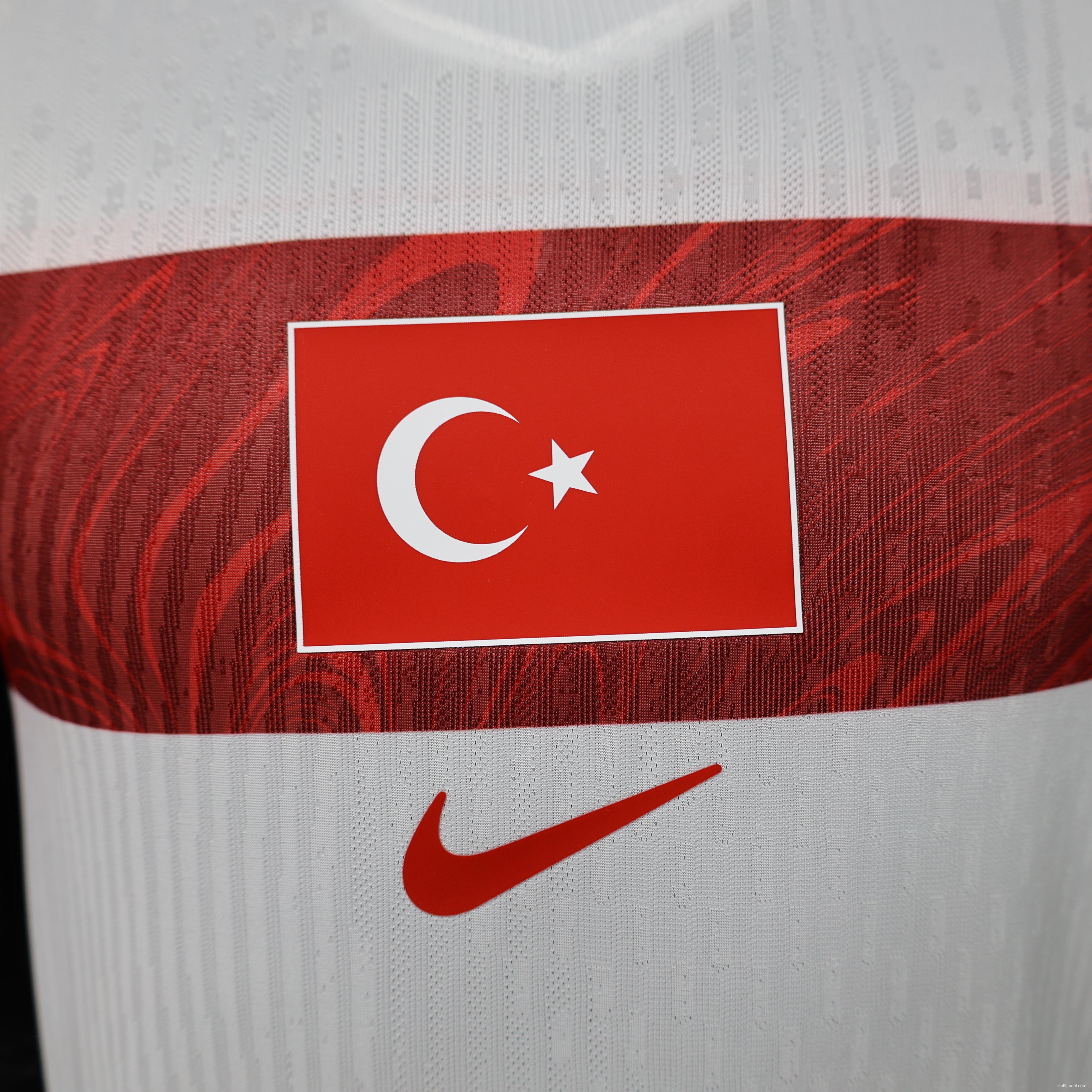 Player Version 26/27 Turkey  Away  White & Red Flag Panel Jersey