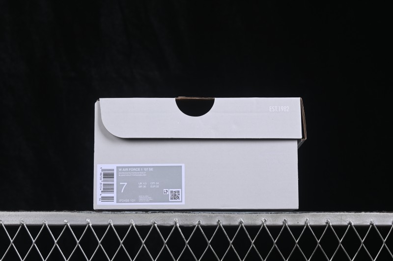 Nike Air Force 1 '07 Low Classic Basketball Sneakers with Full-Length Air Cushion - IF0498-101