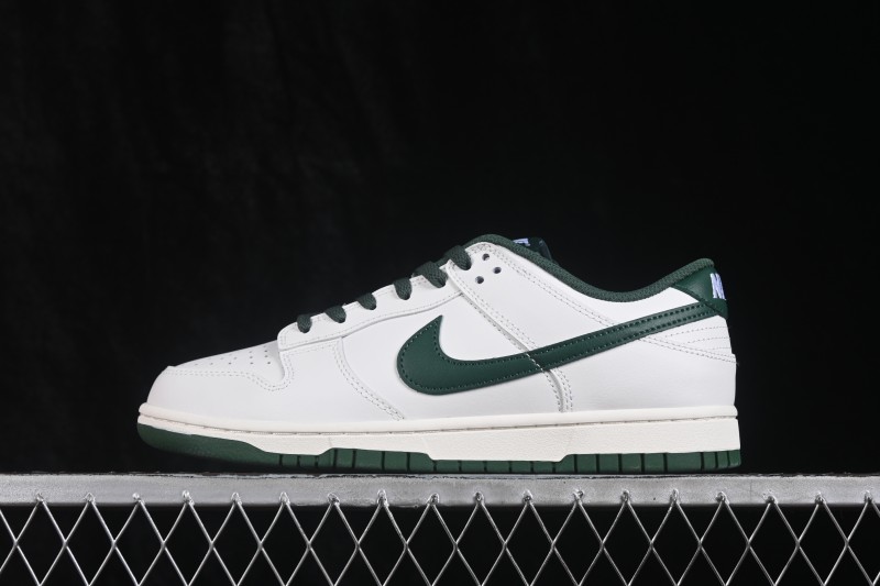 Nike SB Dunk Low Casual Skateboarding Shoes in White and Green - HF5441-115
