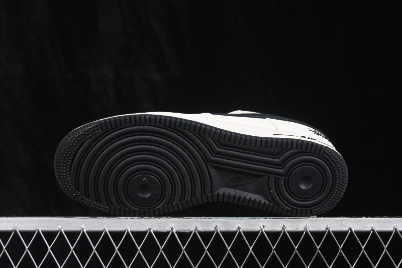 Nike Air Force 1 '07 Low Basketball Shoes with Full-Length Air Cushion - DN1688-825