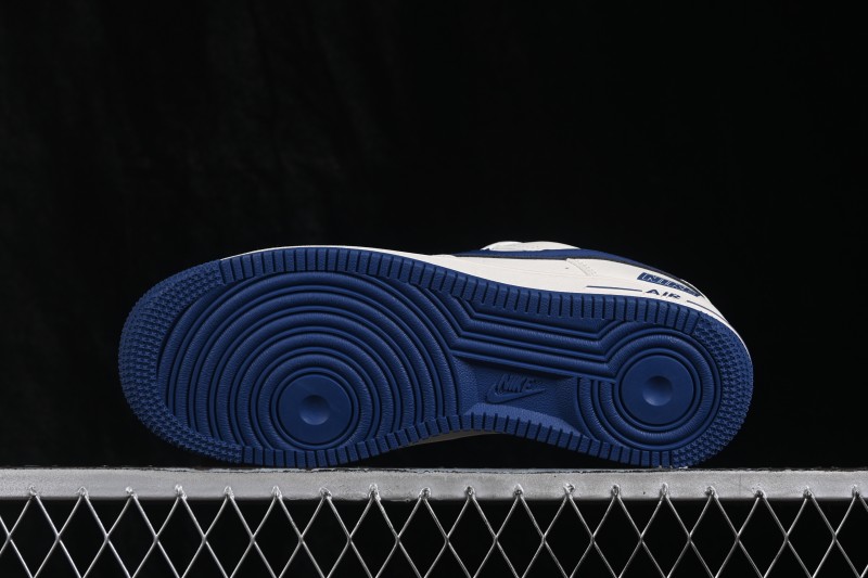 Nike Air Force 1 '07 Low Basketball Shoes with Full-Length Air Cushion - JP8028-075