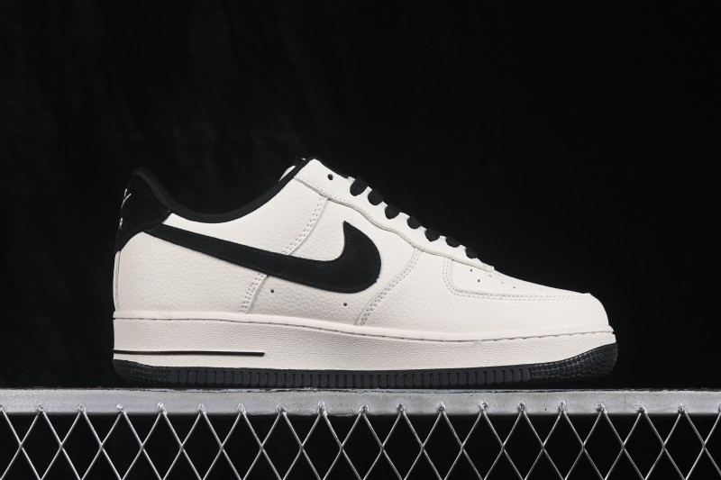 Nike Air Force 1 '07 Low Basketball Shoes with Full-Length Air Cushion - DN1688-825