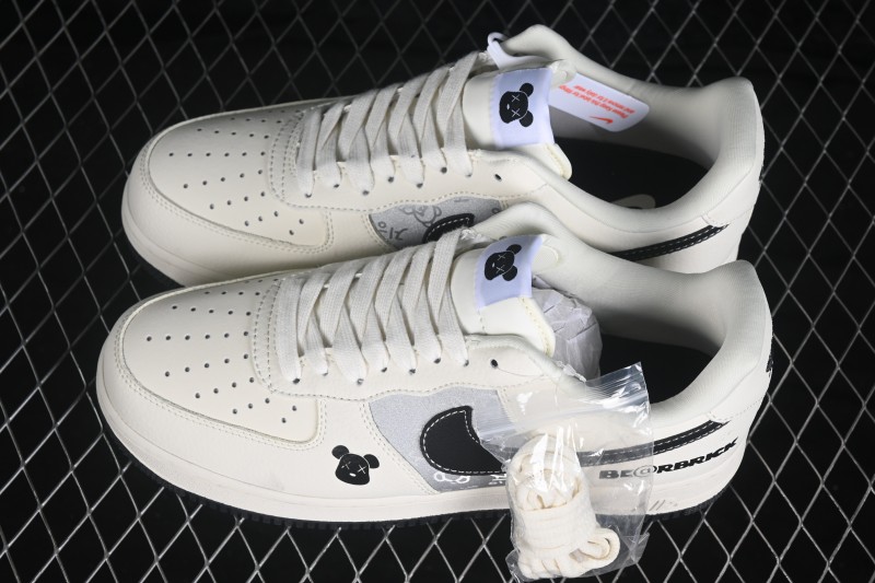 Nike Air Force 1 '07 Low Basketball Shoes with Full-Length Air Cushion - DW8806-017