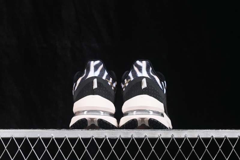 Nike Air Zoom Pegasus Premium Running Shoes with Full-Length Air Zoom Cushioning - IQ0368-010