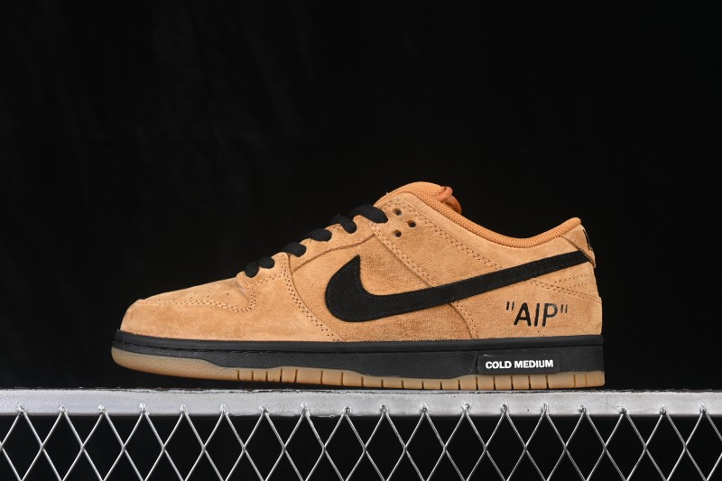 Nike SB Dunk Low Skateboarding Shoes with Cushioned Collar - BQ6817-204