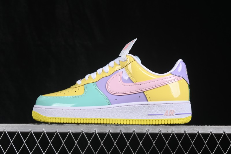 Nike Air Force 1 '07 Low Basketball Shoes with Patent Leather Color Blocking and Full-Length Air Cushion - IQ9706-701