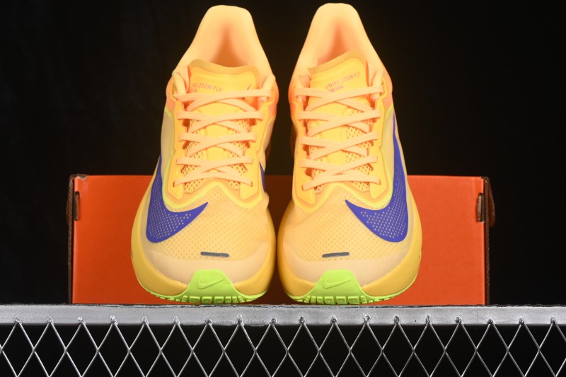 Nike Zoom Fly 6 Running Shoes with Flyknit Upper and Carbon Fiber Plate - FN8455-800