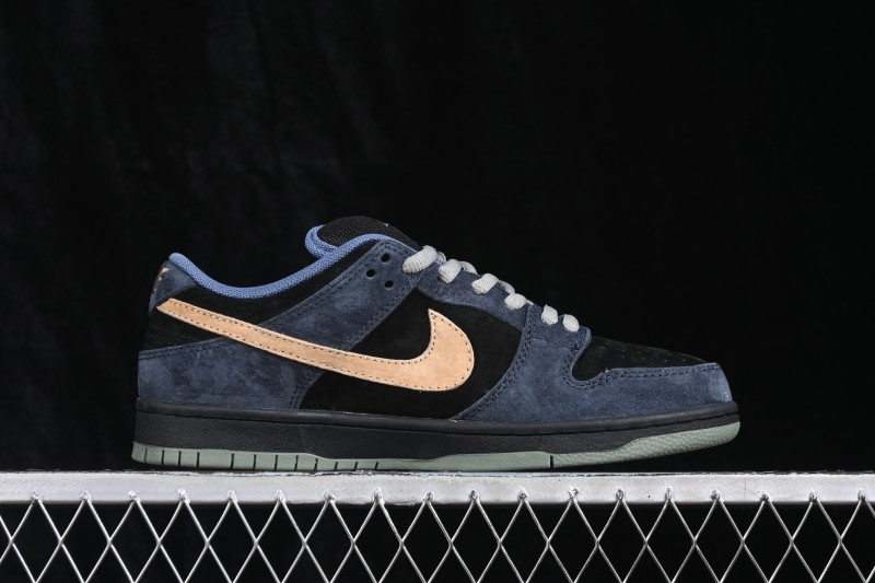 Nike SB Dunk Low Skateboarding Shoes with Premium Leather and Embroidery Craft - HF3063-002
