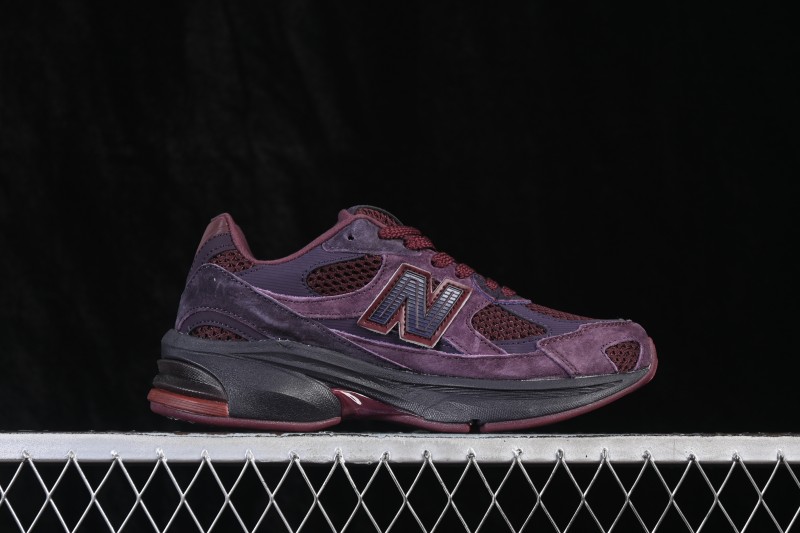 New Balance 2010 Series Retro Running Shoes with Suede and Mesh Upper - U2010RP1