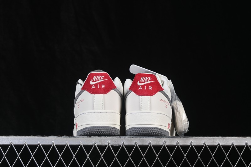 Nike Air Force 1 '07 Low Casual Sneakers with Full-Length Air Cushion and Classic White-Red Design - HS6188-134