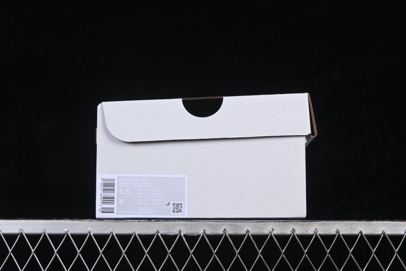 Nike Air Force 1 '07 Low Chinese New Year Limited Edition Casual Sneakers with Full-Length Air Cushion - IQ1119-011