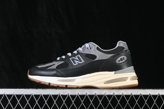New Balance Made in USA M991 Series Classic Casual Running Sneakers with ABZORB Cushioning - U991UT2