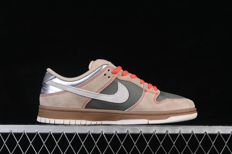 Nike SB Dunk Low Skateboarding Shoes with Premium Leather Construction - IB6206-701