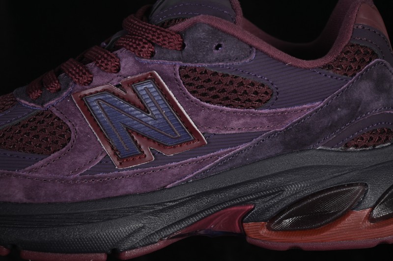 New Balance 2010 Series Retro Running Shoes with Suede and Mesh Upper - U2010RP1